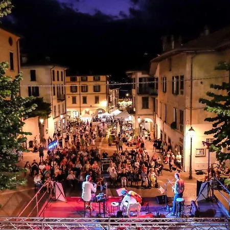 D'iseo - Ampio In Centro Storico شقة بيسوني